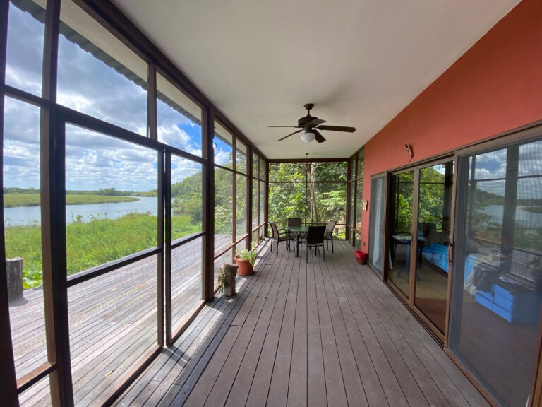 907BEEF6-0B35-4717-8A2A-B8E6BF60BE08_1_105_c